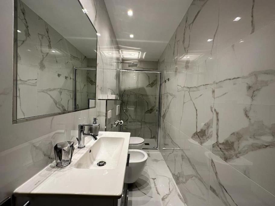 Suite Aurora Luxury In The Center Of Sanremo Dış mekan fotoğraf