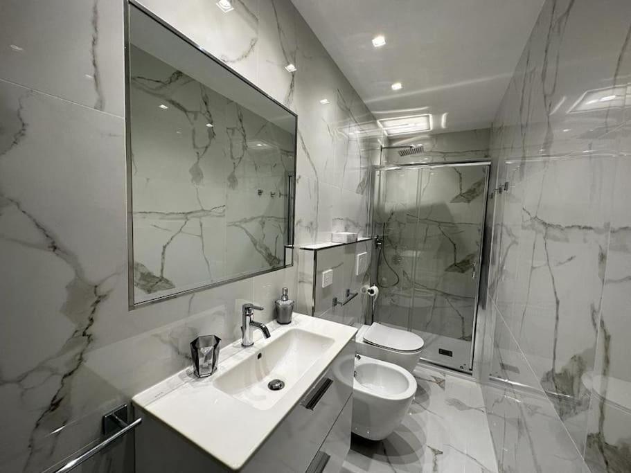 Suite Aurora Luxury In The Center Of Sanremo Dış mekan fotoğraf