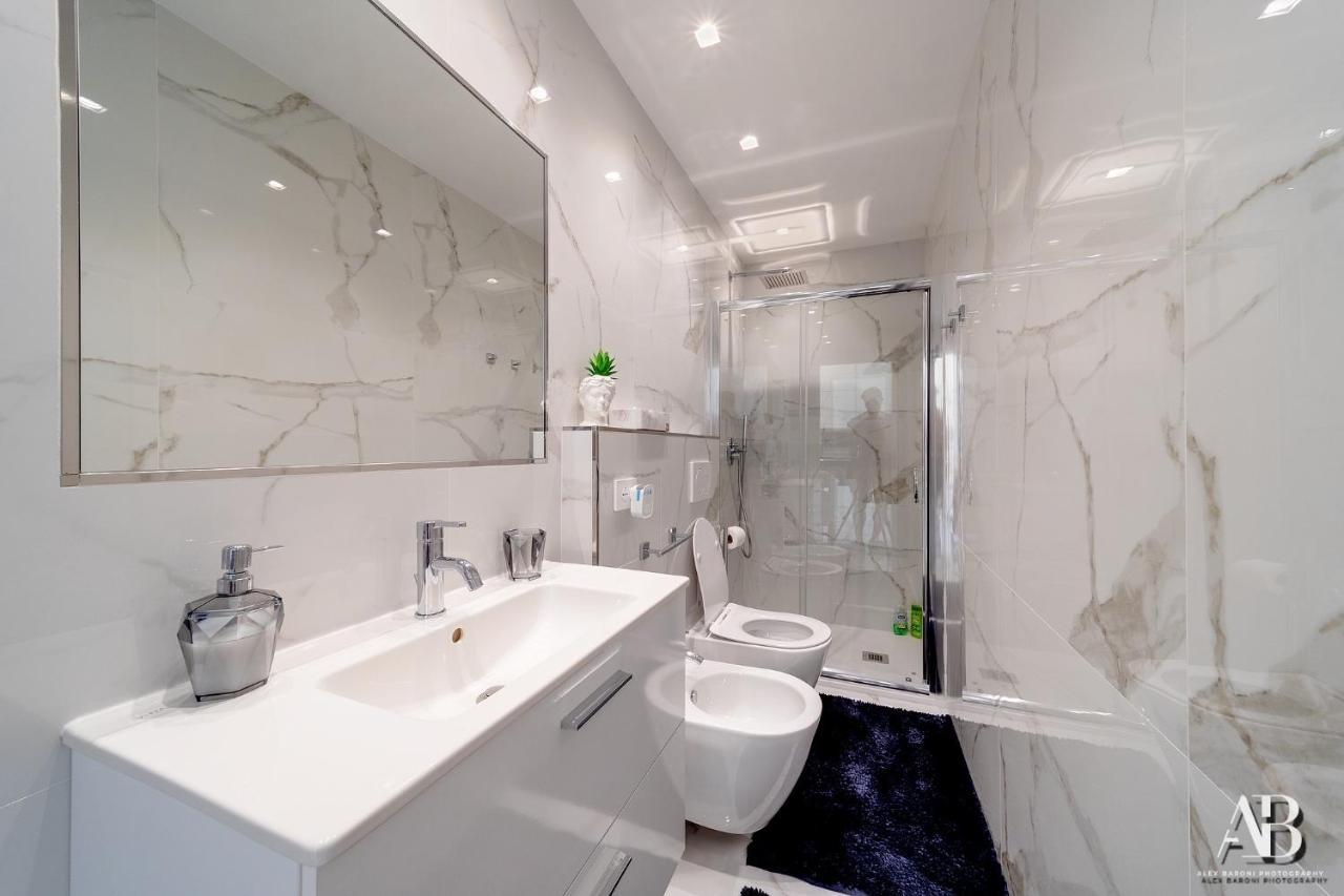 Suite Aurora Luxury In The Center Of Sanremo Dış mekan fotoğraf
