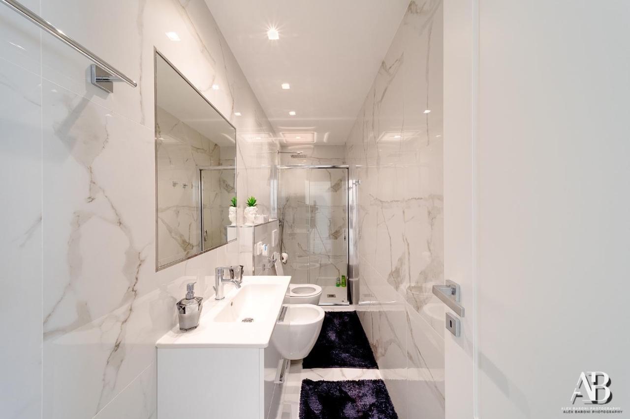 Suite Aurora Luxury In The Center Of Sanremo Dış mekan fotoğraf