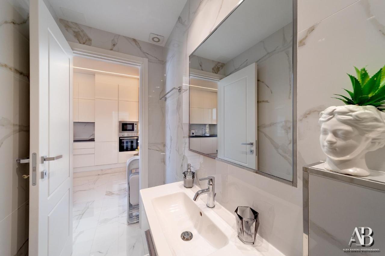 Suite Aurora Luxury In The Center Of Sanremo Dış mekan fotoğraf