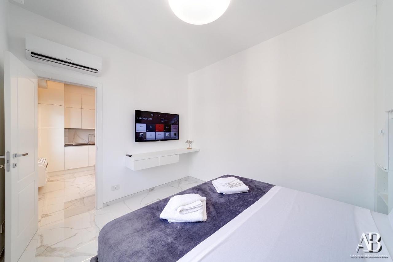 Suite Aurora Luxury In The Center Of Sanremo Dış mekan fotoğraf